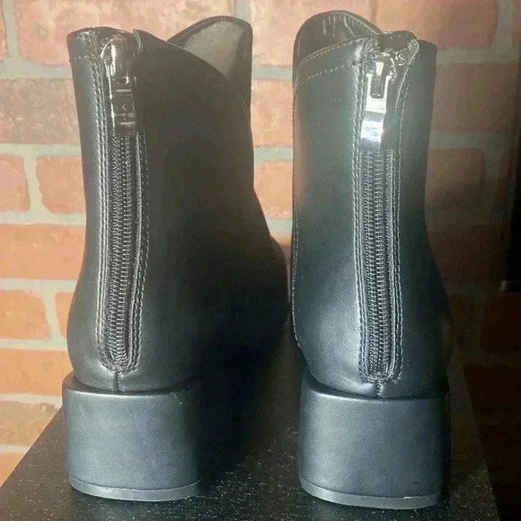 Black booties by Journee Collection Size 7WD - Picture 3 of 6